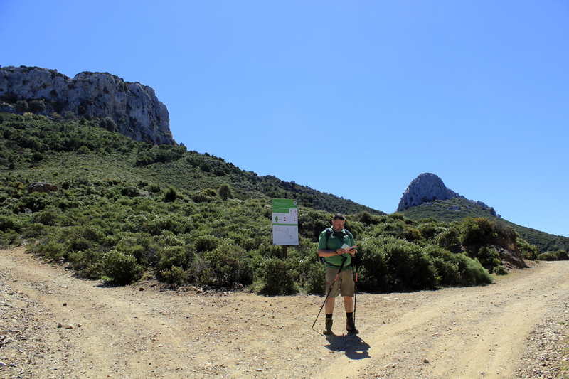 2016-04-19_130301 sardinien-2016.jpg - Wegkreuz am Monte Oro